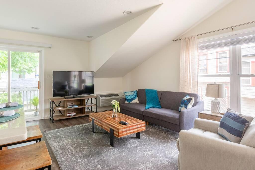 Studio Suite 5 Minutes To Downtown Indianapolis Exterior foto